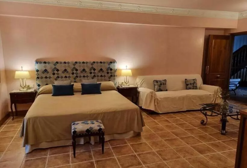 バルコニー付スイート, Palacio De Miraflores