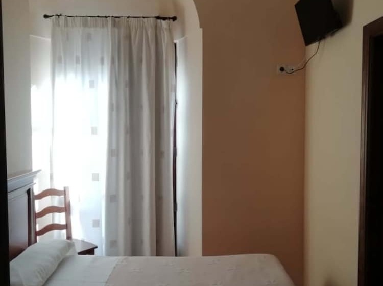 اتاق استاندارد یک نفره, Plateros