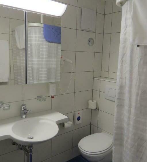 Standardzimmer Bergblick, Restaurant Sternen