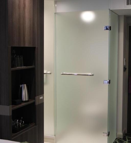 غرفة سوبيريور, Richmond Hill