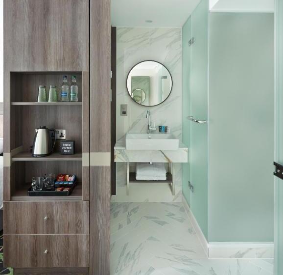 غرفة سوبيريور, Richmond Hill