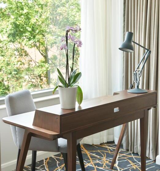 جناح, Richmond Hill