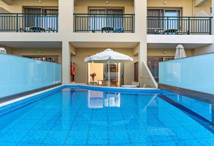 スーペリアールーム, Hydramis Palace Beach Resort