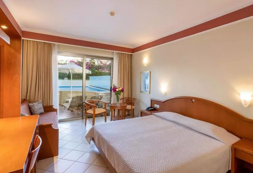 スーペリアールーム, Hydramis Palace Beach Resort