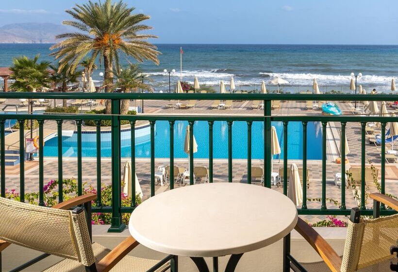 غرفة سوبيريور مطلّة علي البحر, Hydramis Palace Beach Resort