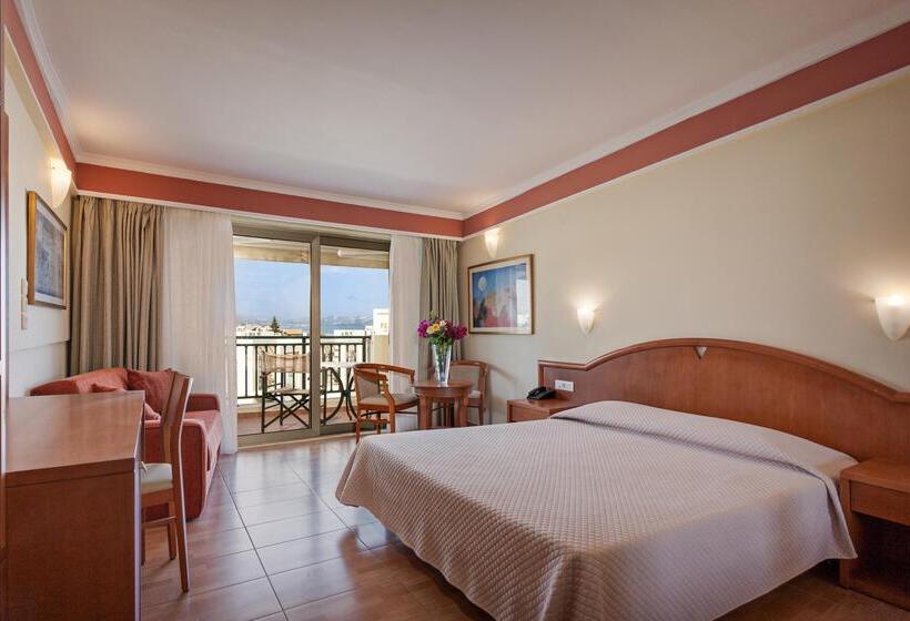 Семейный Номер, Hydramis Palace Beach Resort