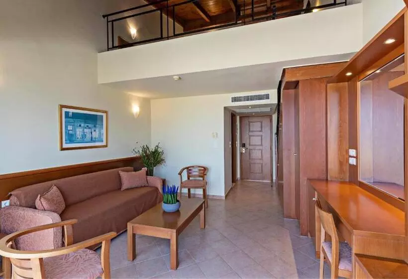 ドゥプレックスルーム, Hydramis Palace Beach Resort