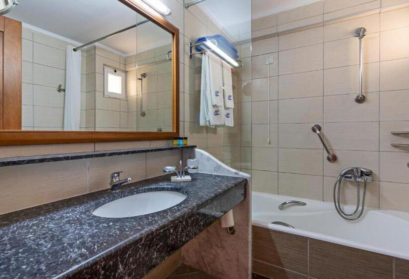 غرفة عائلية, Hydramis Palace Beach Resort