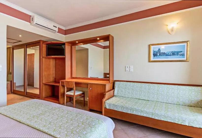 オーシャンビュースーペリアールーム, Hydramis Palace Beach Resort