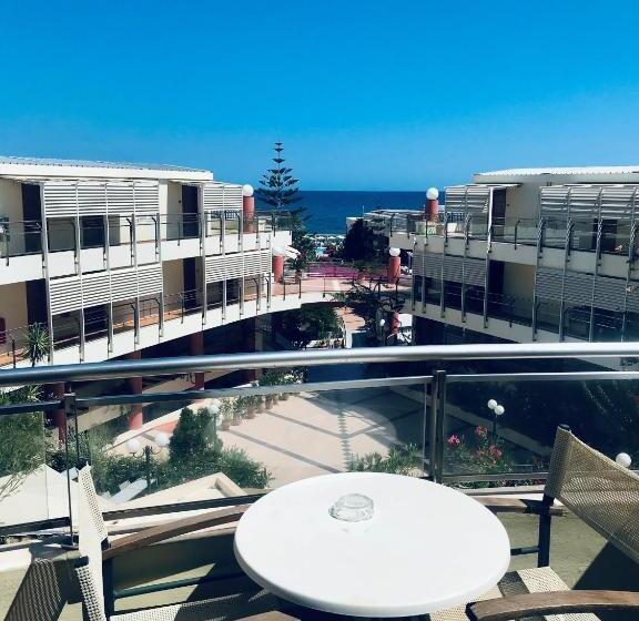 غرفة ديلوكس مزوَّدة بجاكوزي, Hydramis Palace Beach Resort