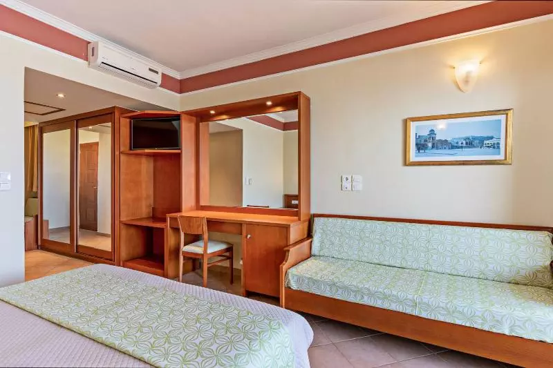 オーシャンビュースタンダードルーム, Hydramis Palace Beach Resort