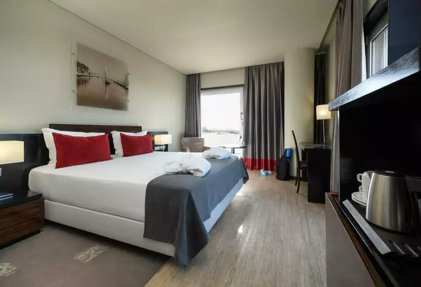 اتاق پرمیوم, Melia Ria Hotel & Spa