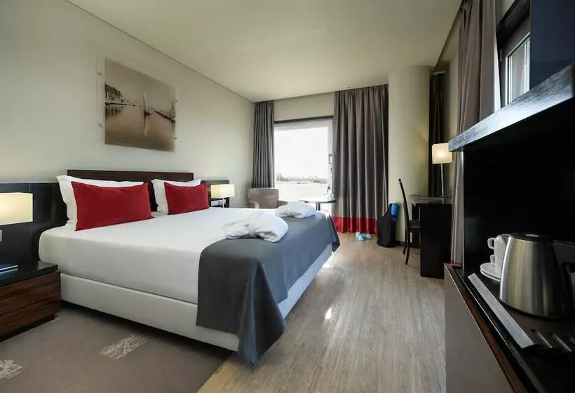 اتاق پرمیوم, Melia Ria Hotel & Spa