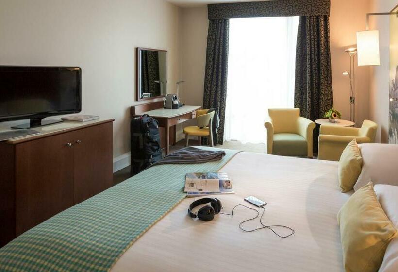 Номер Superior Кровать Кинг, Mercure Sheffield St Paul S Hotel & Spa