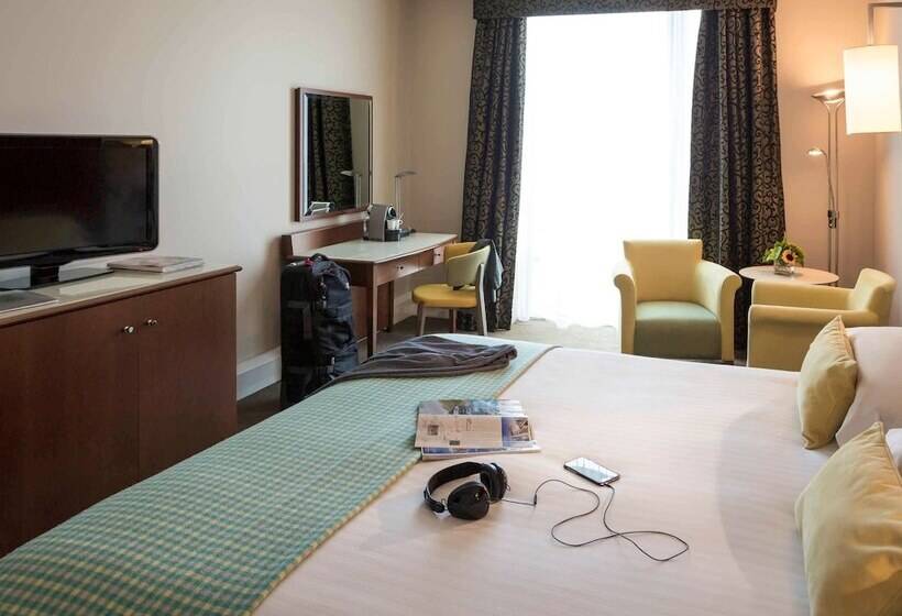 سوییت جونیور, Mercure Sheffield St Paul S Hotel & Spa