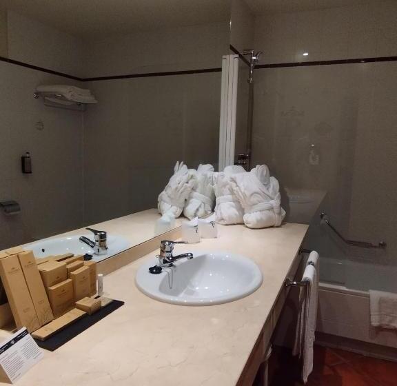 Номер Superior, Parador De Santo Domingo Bernardo De Fresneda