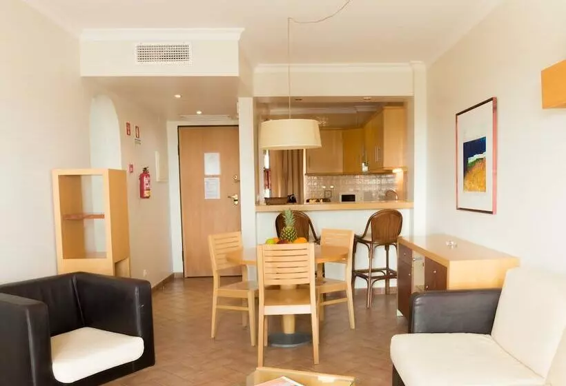 2 Bedroom Apartment Side Sea View, Pontalaia Apartamentos Turisticos