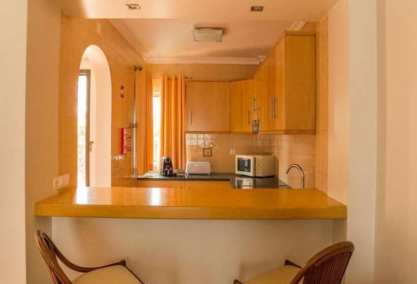 Апартаменты 1 Спальня Нижний Этаж, Pontalaia Apartamentos Turisticos