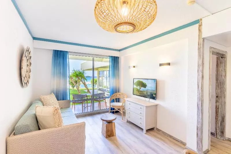 آپارتمان 1 خوابه با چشم‌انداز دریا, Vila Baleira Suites
