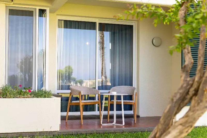 آپارتمان 1 خوابه با چشم‌انداز دریا, Vila Baleira Suites
