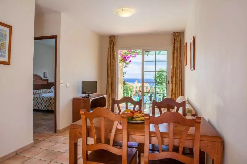 آپارتمان 2 خوابه, Apartamentos La Caleta