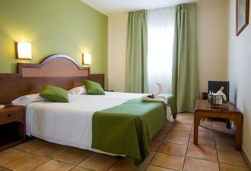 آپارتمان 2 خوابه, Apartamentos La Caleta