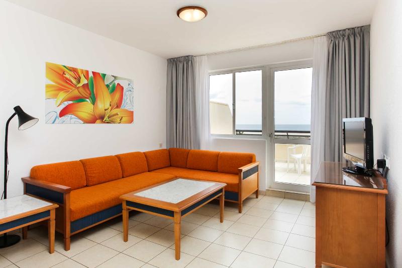 Apartamento 1 Dormitório com Sacada, Apartamentos Palm Garden By Livvo