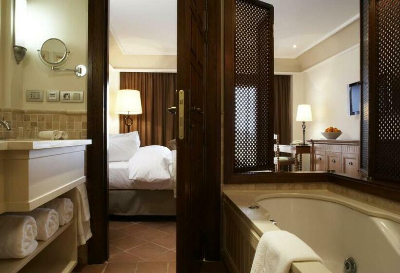 Quarto Triplo Estandar Vista Piscina, Ona Mar Menor Golf & Spa