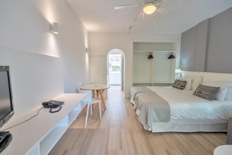 スタンダードスタジオ, Coral California