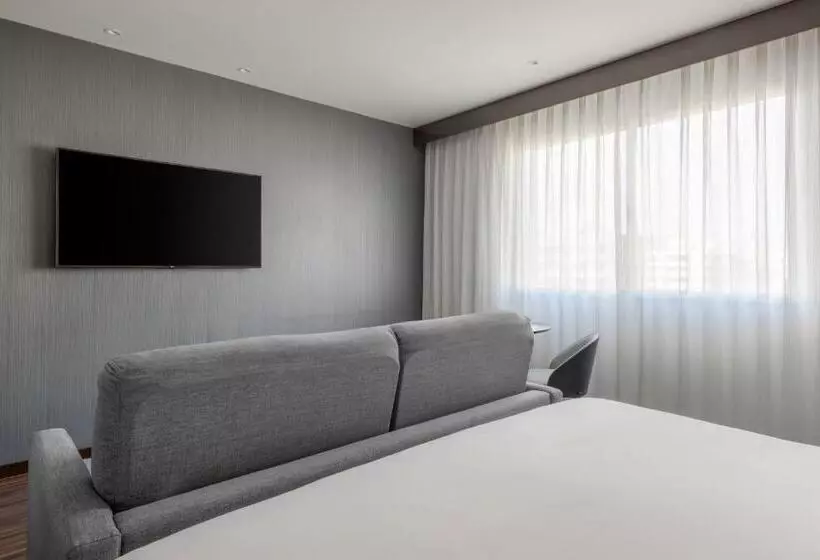 اتاق استاندارد با تخت بزرگ, Ac Hotel By Marriott Alicante