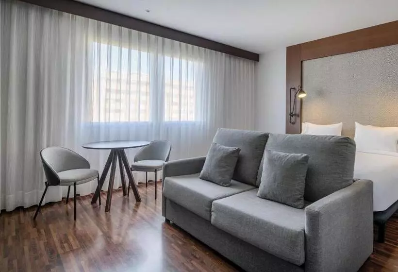 اتاق استاندارد با تخت بزرگ, Ac Hotel By Marriott Alicante