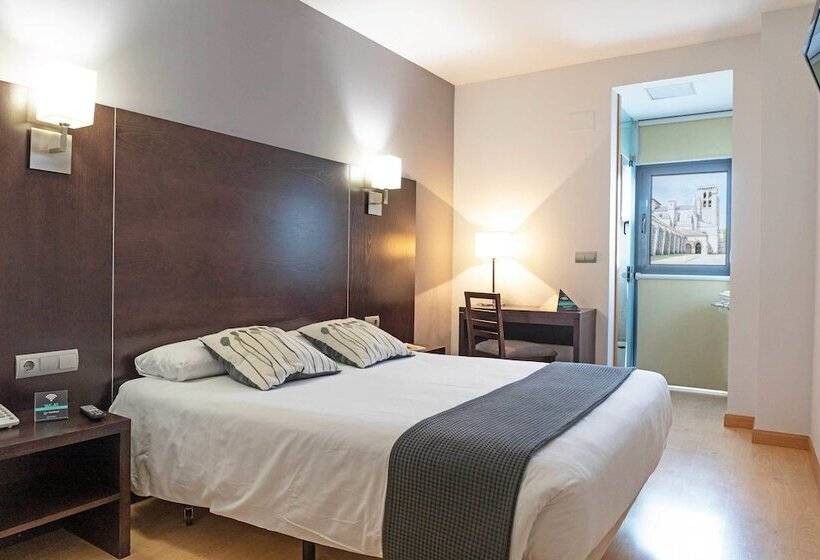 غرفة سوبيريور, Alda Cardena