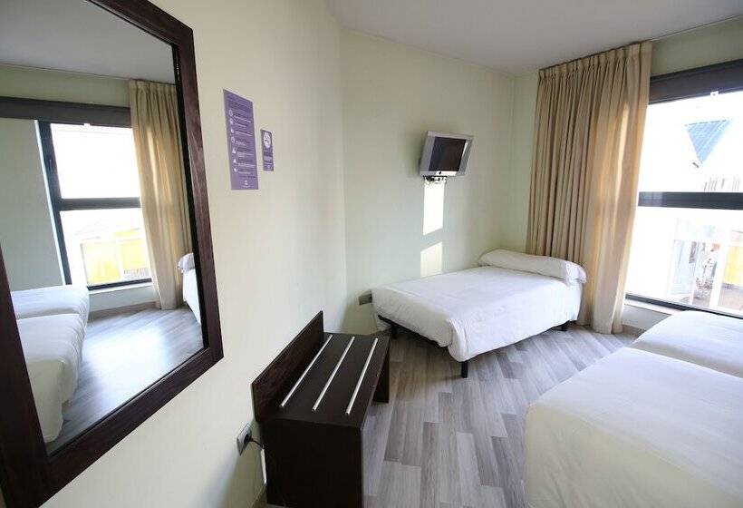 חדר משפחתי, Alda Cardena