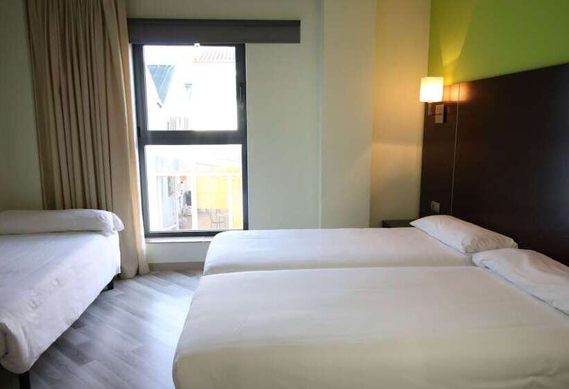 חדר משפחתי, Alda Cardena