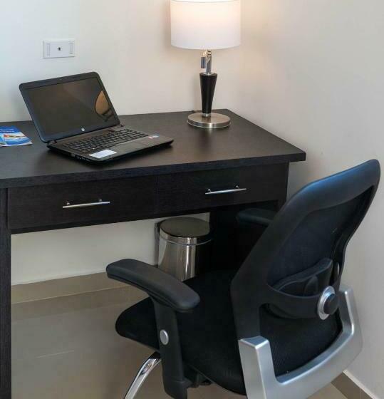 غرفة تنفيذية, Cartagena Plaza