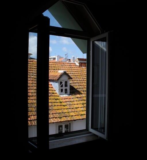 غرفة قياسية ثلاثية, Cascais