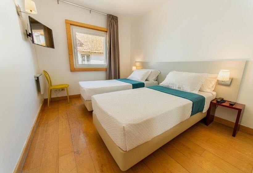 غرفة قياسية فردية, Cascais