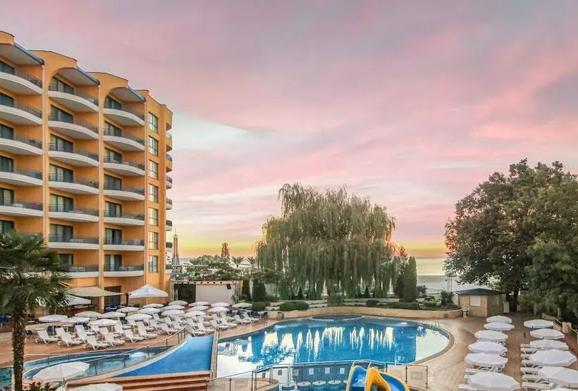 اتاق لوکس با چشم‌انداز دریا, Grifid Arabella Hotel   Ultra All Inclusive & Aquapark
