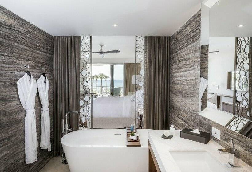 片側に海が見えるデラックスルーム, Grifid Arabella Hotel   Ultra All Inclusive & Aquapark