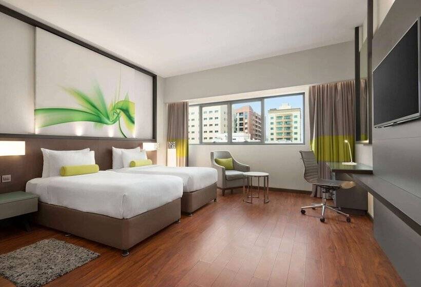 Номер Deluxe, Howard Johnson Plaza By Wyndham Dubai Deira