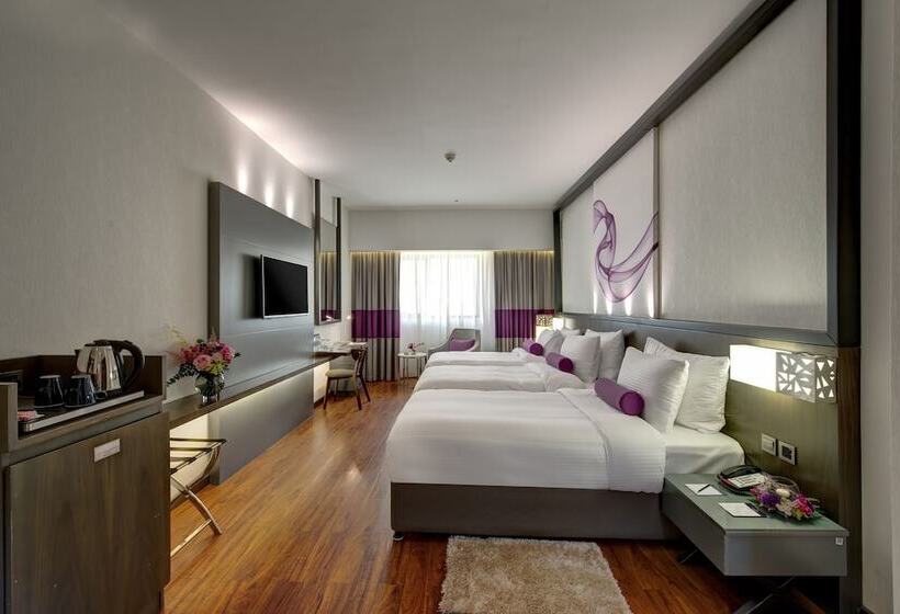 Семейный Номер, Howard Johnson Plaza By Wyndham Dubai Deira