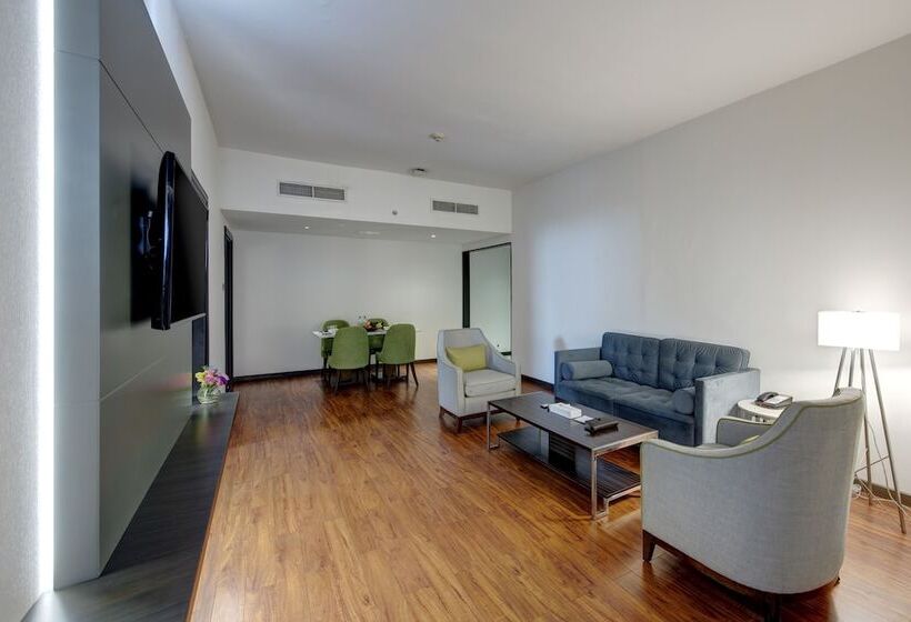 Люкс, Howard Johnson Plaza By Wyndham Dubai Deira