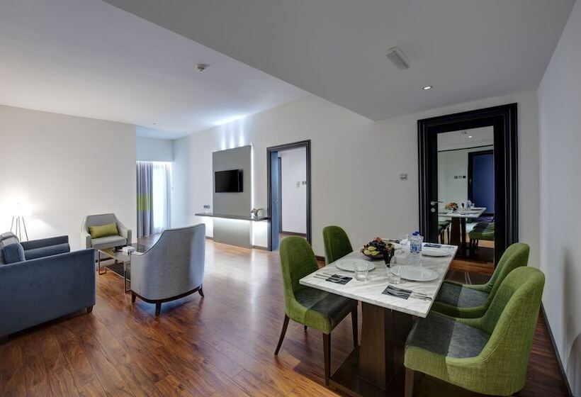 Люкс, Howard Johnson Plaza By Wyndham Dubai Deira