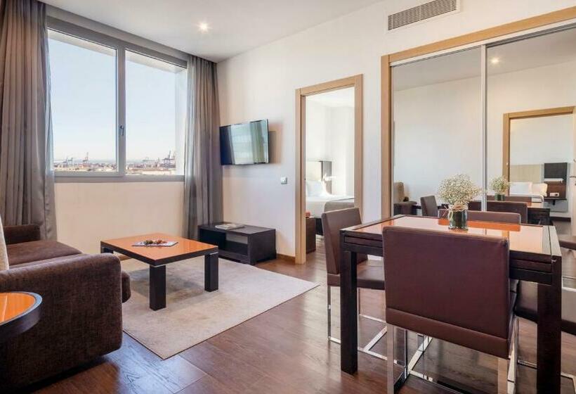 جناح جونيور, Ilunion Aqua 4