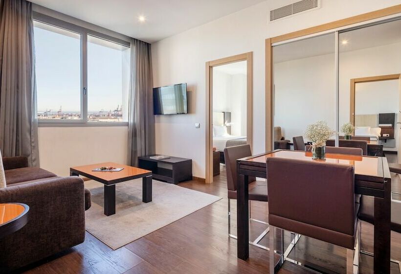 جناح جونيور, Ilunion Aqua 4