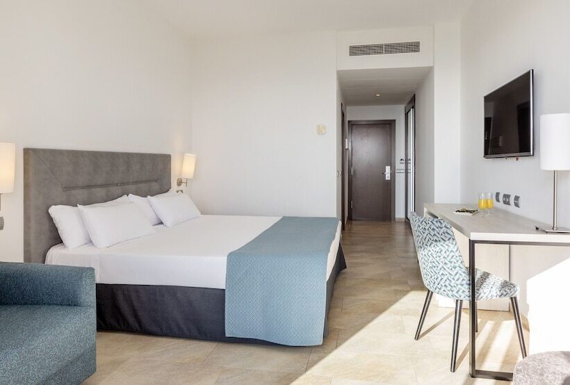 Quarto standard, Ilunion Calas De Conil