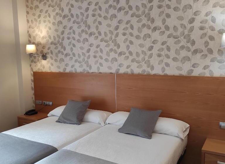 스탠다드 룸, Peregrina