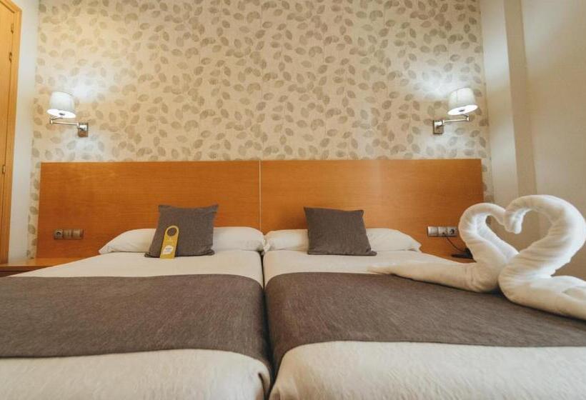 스탠다드 룸, Peregrina