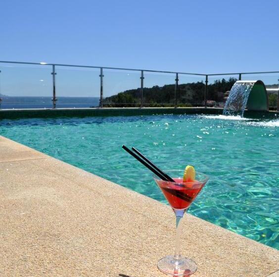 سوییت جونیور با چشمانداز دریا, Royal Nayef