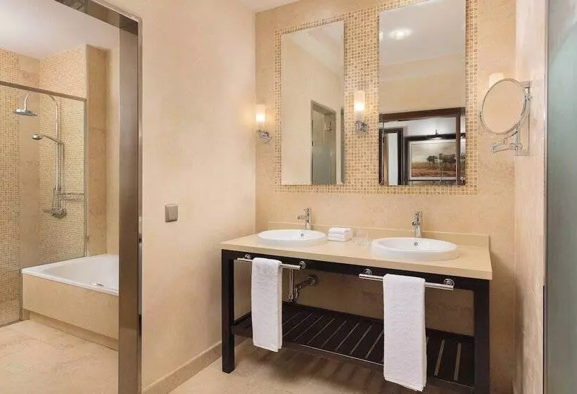 اتاق لوکس با چشمانداز دریا, Sheraton Fuerteventura Golf & Spa Resort